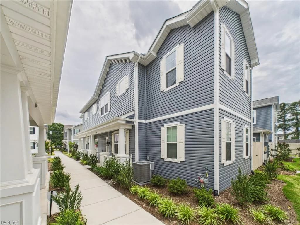 4998 Hawkins Mill WAY, VIRGINIABEACH VA 23455 - Main photo