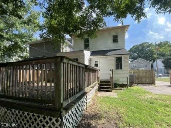 522 W 27th ST, NORFOLK VA 23517 - Photo 4