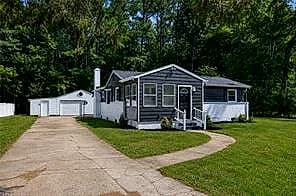1073 Scenic BLVD, CHESAPEAKE VA 23322 - Main photo