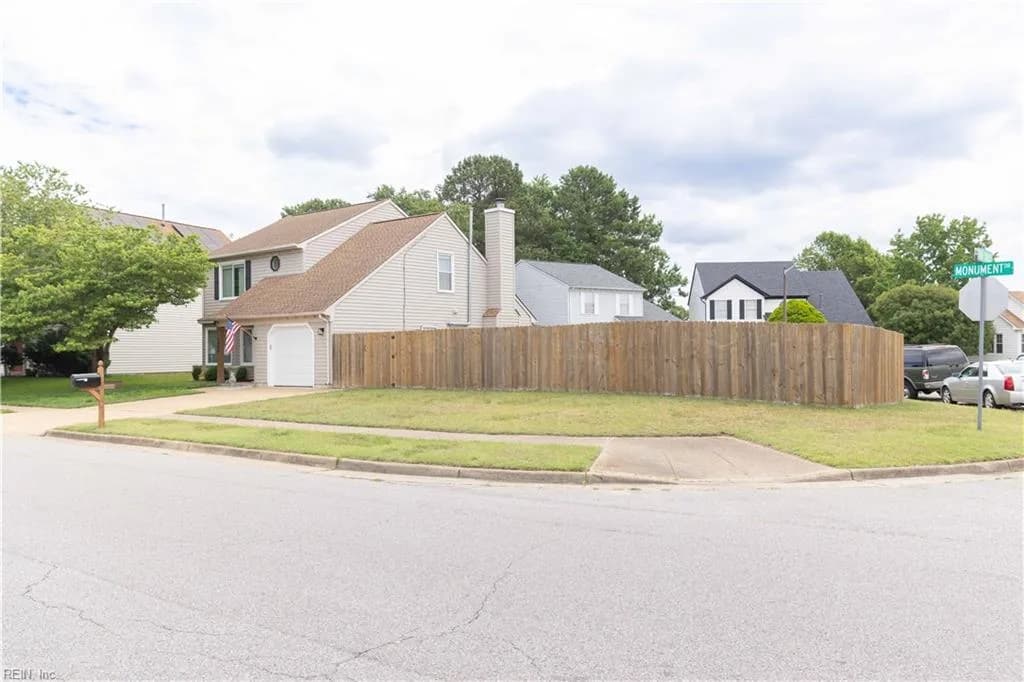 1848 Monument DR, VIRGINIABEACH VA 23464 - Photo 3