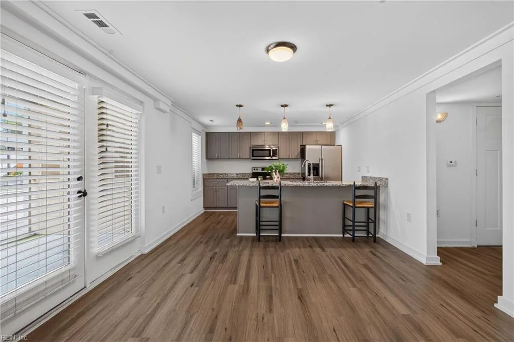 3509 Pleasant AVE #103, NORFOLK VA 23518 - Photo 5
