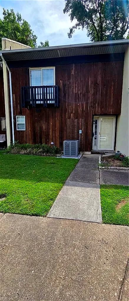 1451 E Tanners Creek DR, NORFOLK VA 23513 - Photo 3