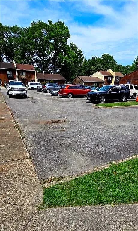 1451 E Tanners Creek DR, NORFOLK VA 23513 - Photo 4