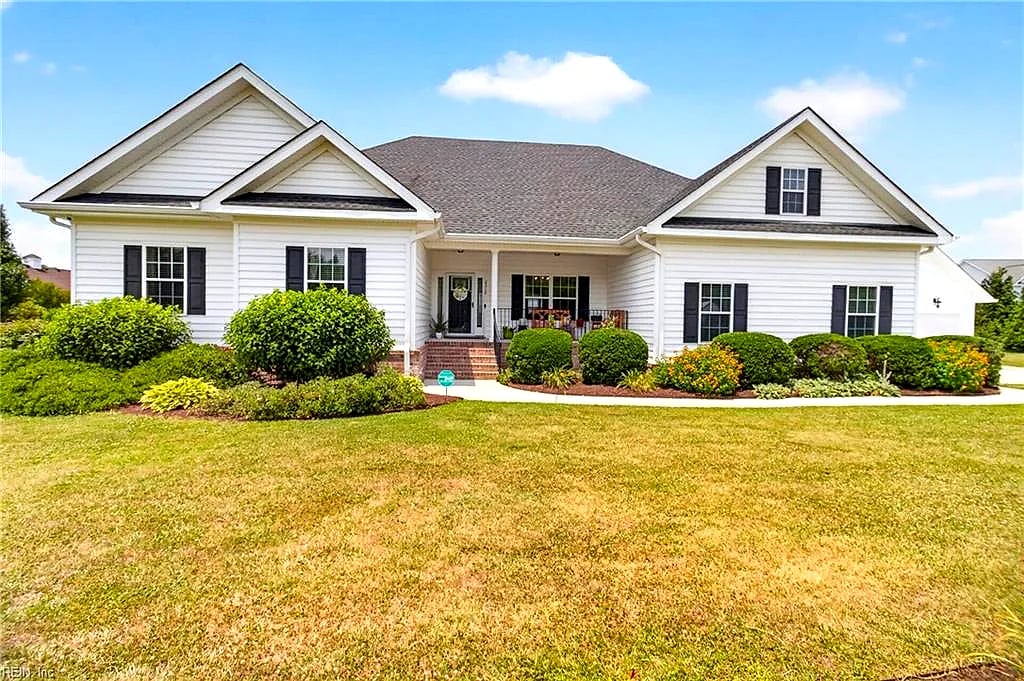 2312 Dapple Grey CT, Chesapeake — 4 bed Residential, 2,800 sqft