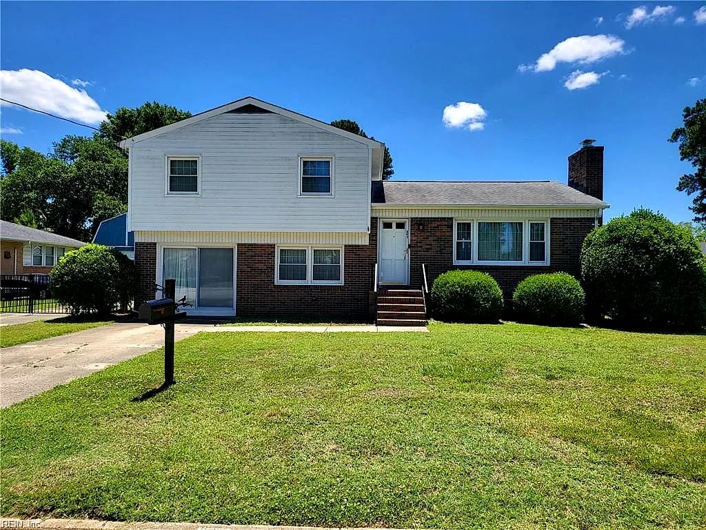 407 Shoreline DR, HAMPTON VA 23669