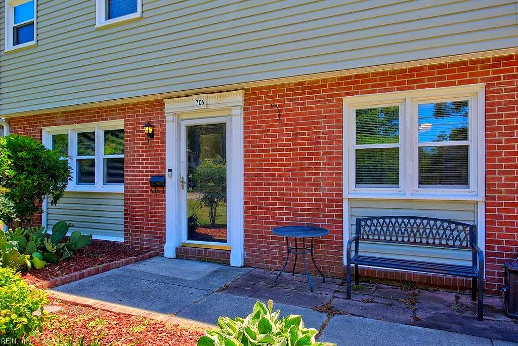 706 Balthrope RD, NEWPORT NEWS VA 23608 - Photo 4