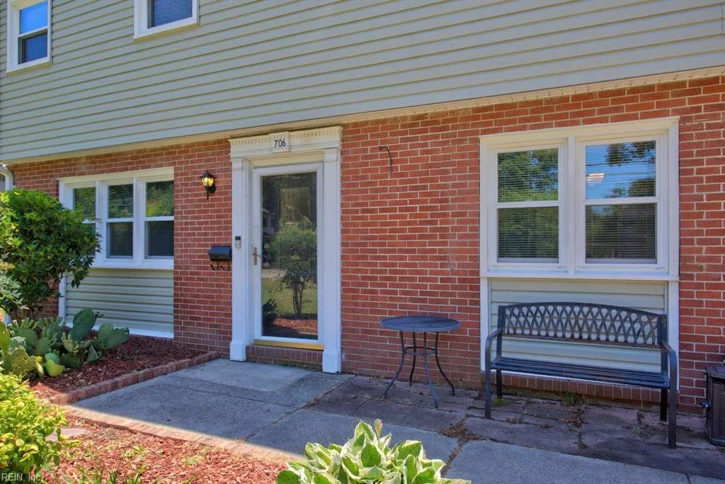 706 Balthrope RD, NEWPORTNEWS VA 23608 - Photo 4
