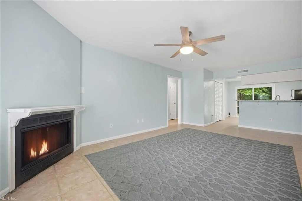 4825 Beach Landing CT, VIRGINIABEACH VA 23455 - Photo 4