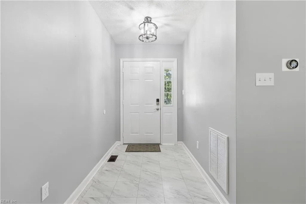 3325 Ridgedale AVE, TOANO VA 23168 - Photo 4
