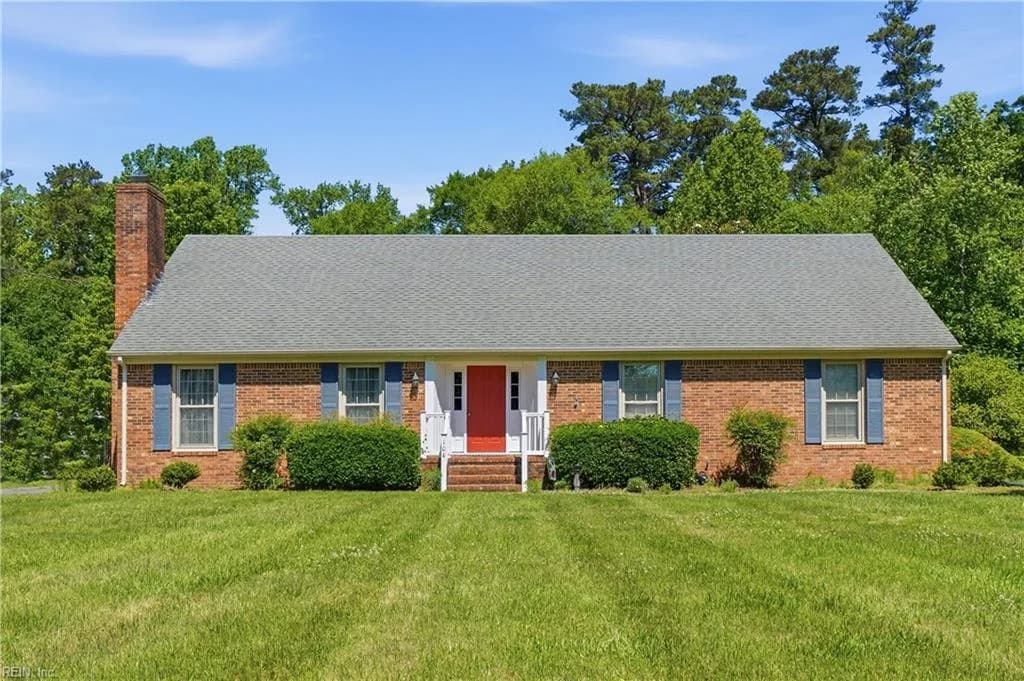 104 Pine Ave AVE, FRANKLIN VA 23851 - Main photo