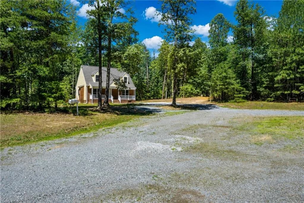 30 Landing Reach CT, HARTFIELD VA 23071 - Photo 3
