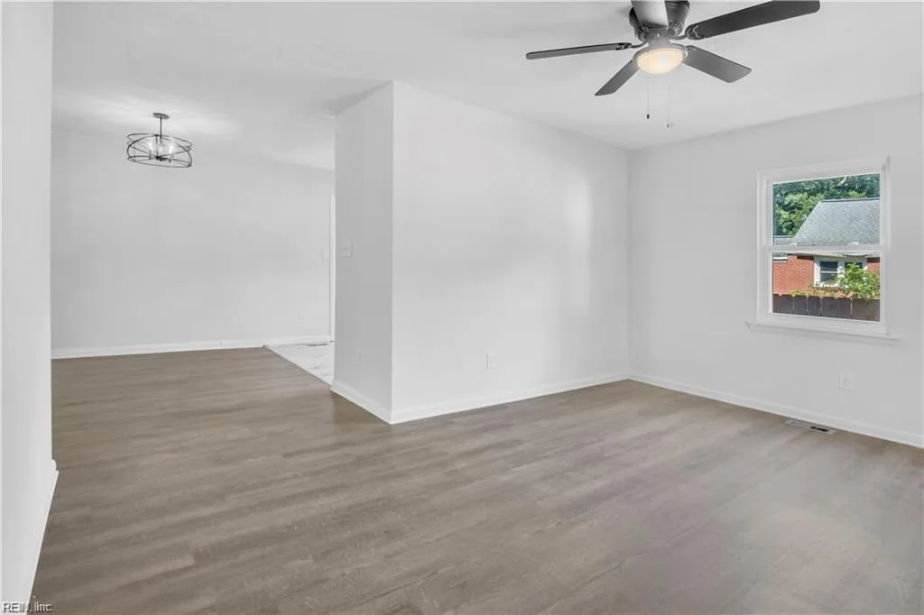 11 Alpine ST, NEWPORTNEWS VA 23606 - Photo 5