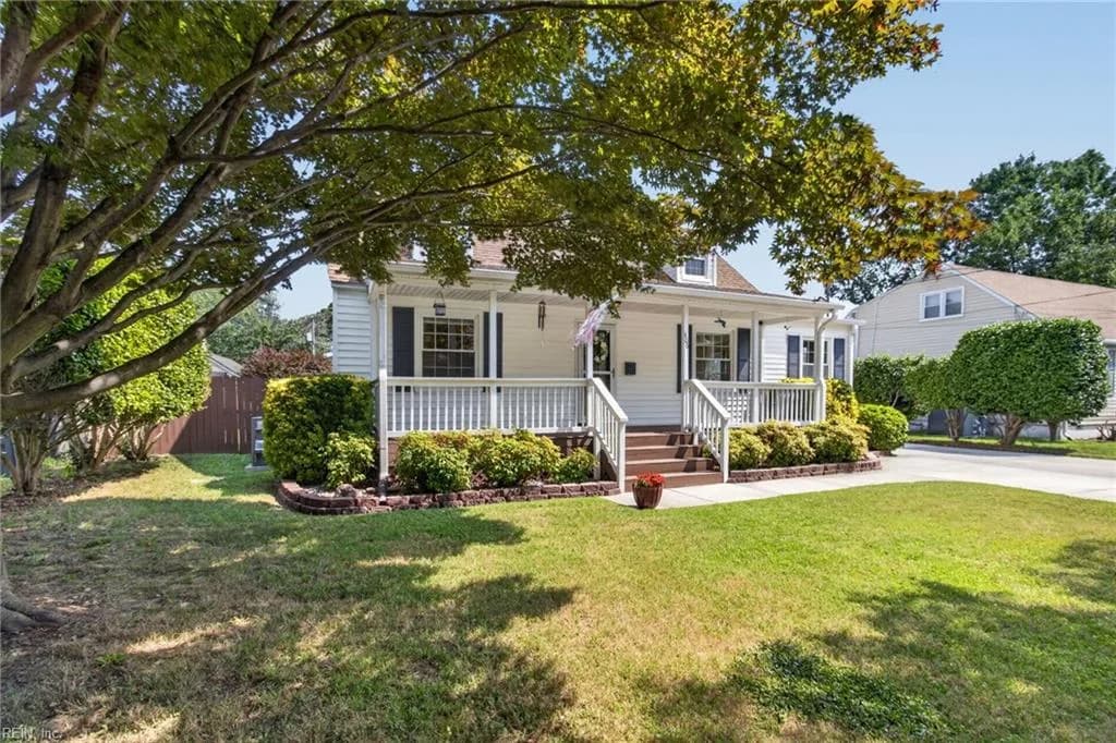 406 E Westmont AVE, NORFOLK VA 23503 - Photo 4