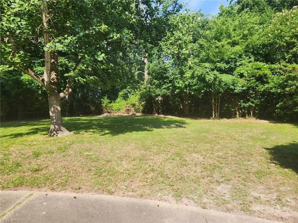 114 Five Forks LN, HAMPTON VA 23669 - Photo 3