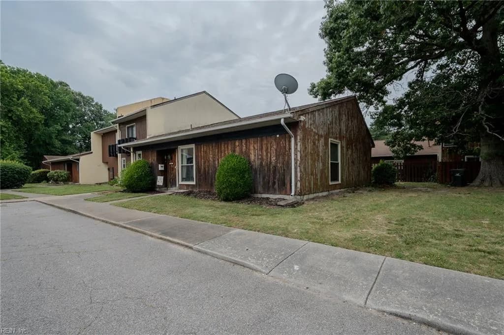 6455 Edward ST, NORFOLK VA 23513 - Photo 3
