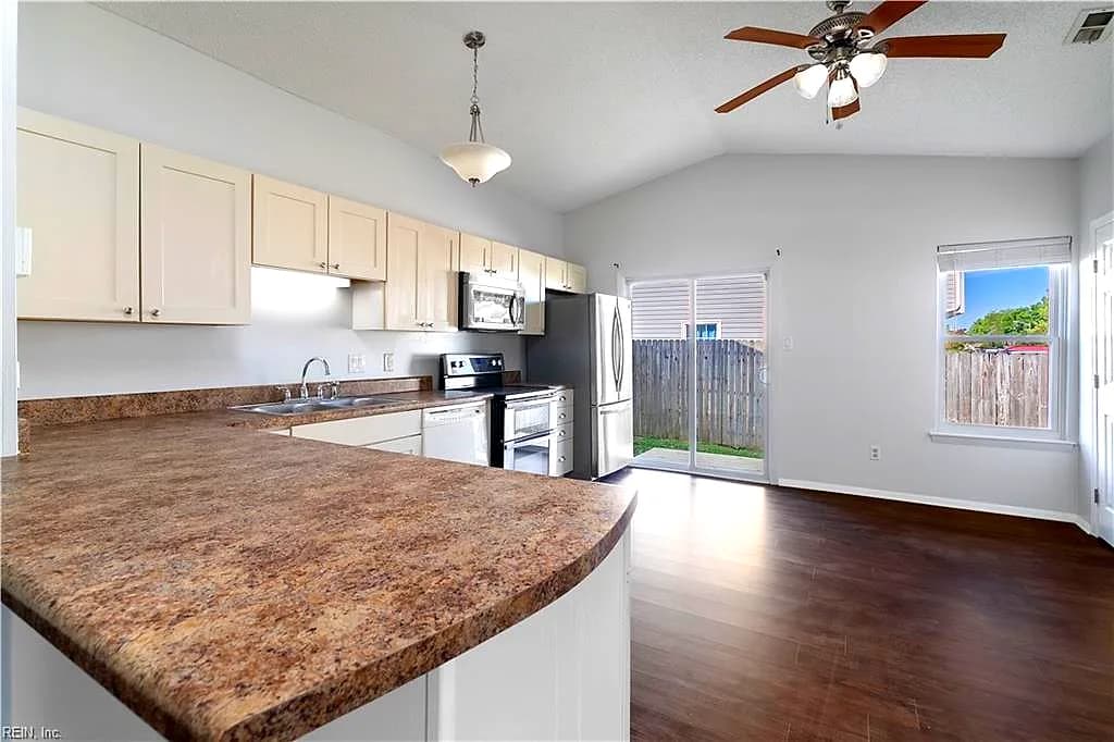 5124 Rugby RD, VIRGINIA BEACH VA 23464 - Photo 5