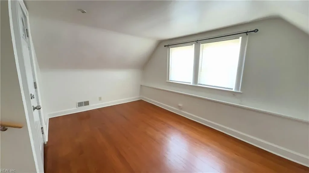 944 Norview AVE #B, NORFOLK VA 23513 - Photo 3
