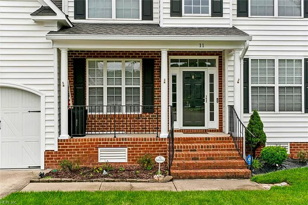 11 Kenan CT, HAMPTON VA 23666 - Photo 4