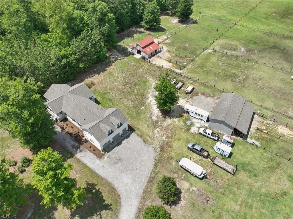 11541 Salem Wood RD, GLOUCESTER VA 23061 - Photo 3