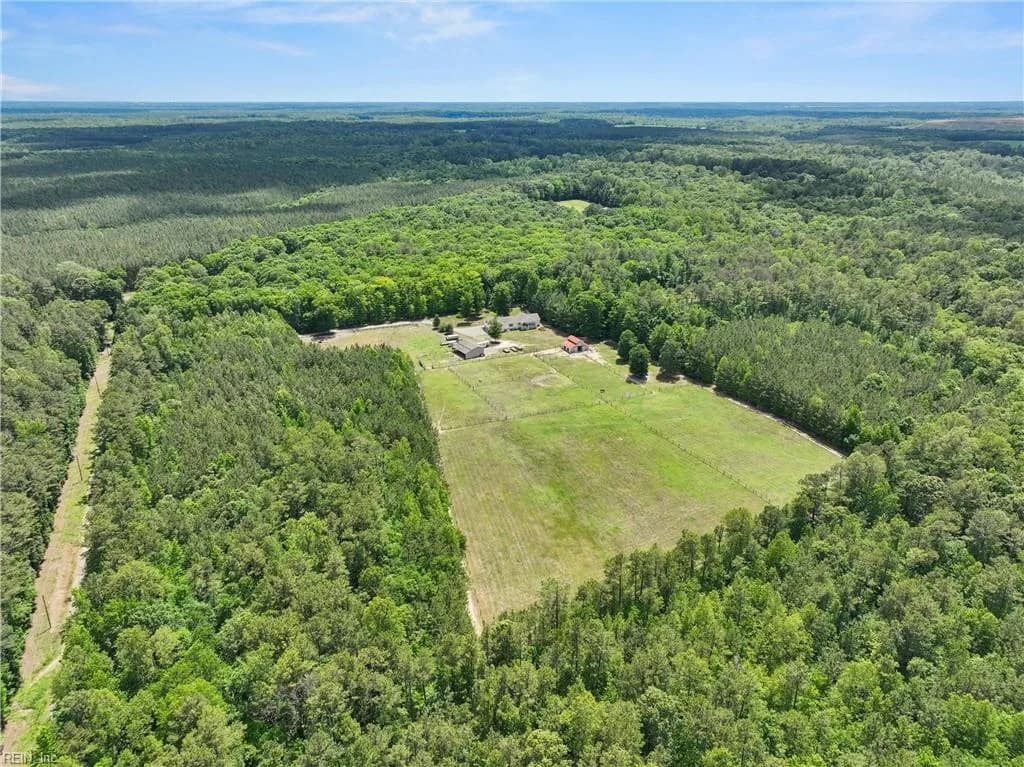 11541 Salem Wood RD, GLOUCESTER VA 23061 - Photo 4
