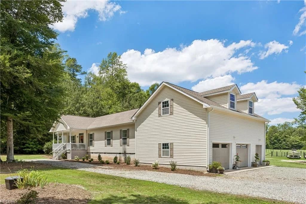 11541 Salem Wood RD, GLOUCESTER VA 23061 - Photo 5