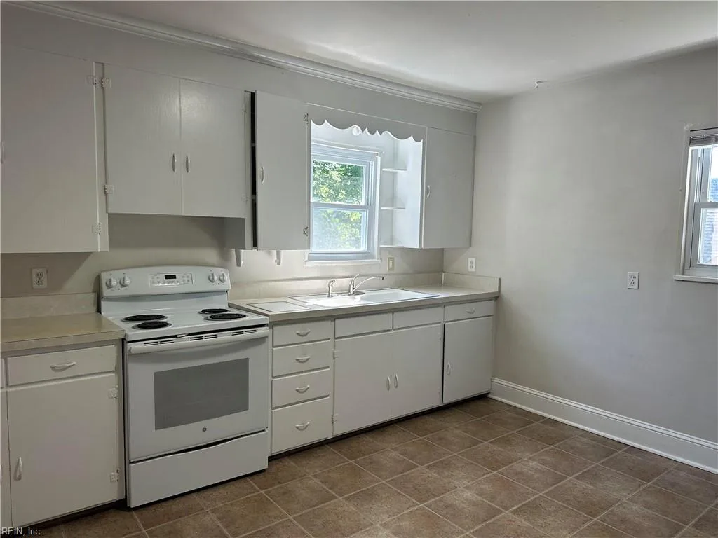 218 Granby PARK #B, NORFOLK VA 23505 - Photo 5
