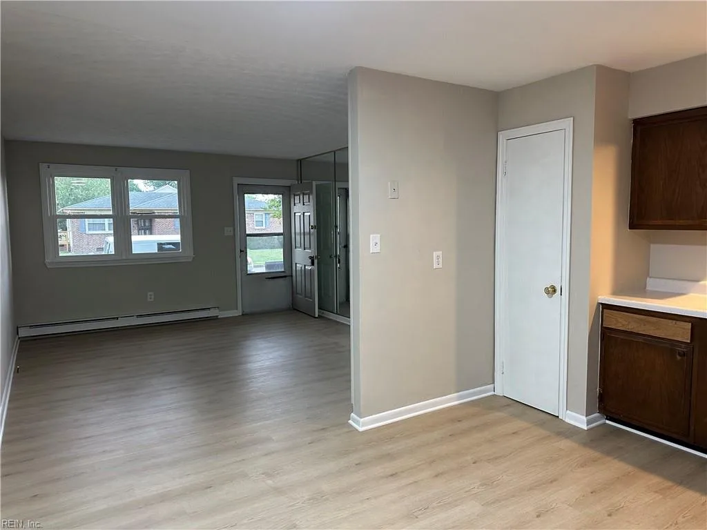 3326 Sandy ST, NORFOLK VA 23518 - Photo 4