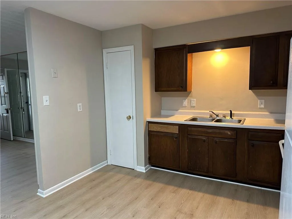 3326 Sandy ST, NORFOLK VA 23518 - Photo 5