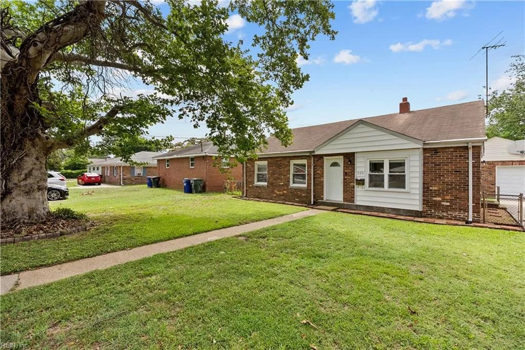333 Woodview AVE, NORFOLK VA 23505 - Photo 3