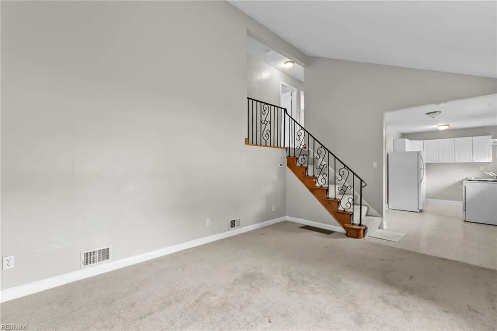 5380 Hummel DR, NORFOLK VA 23502 - Photo 5