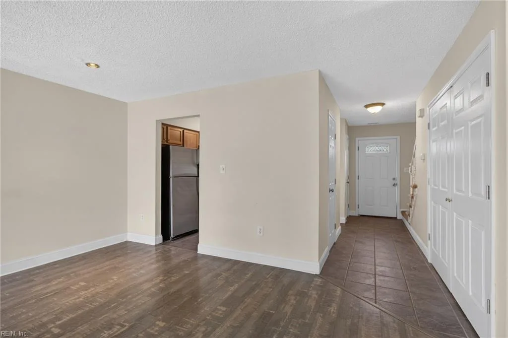 914 C AVE, VIRGINIABEACH VA 23451 - Photo 4