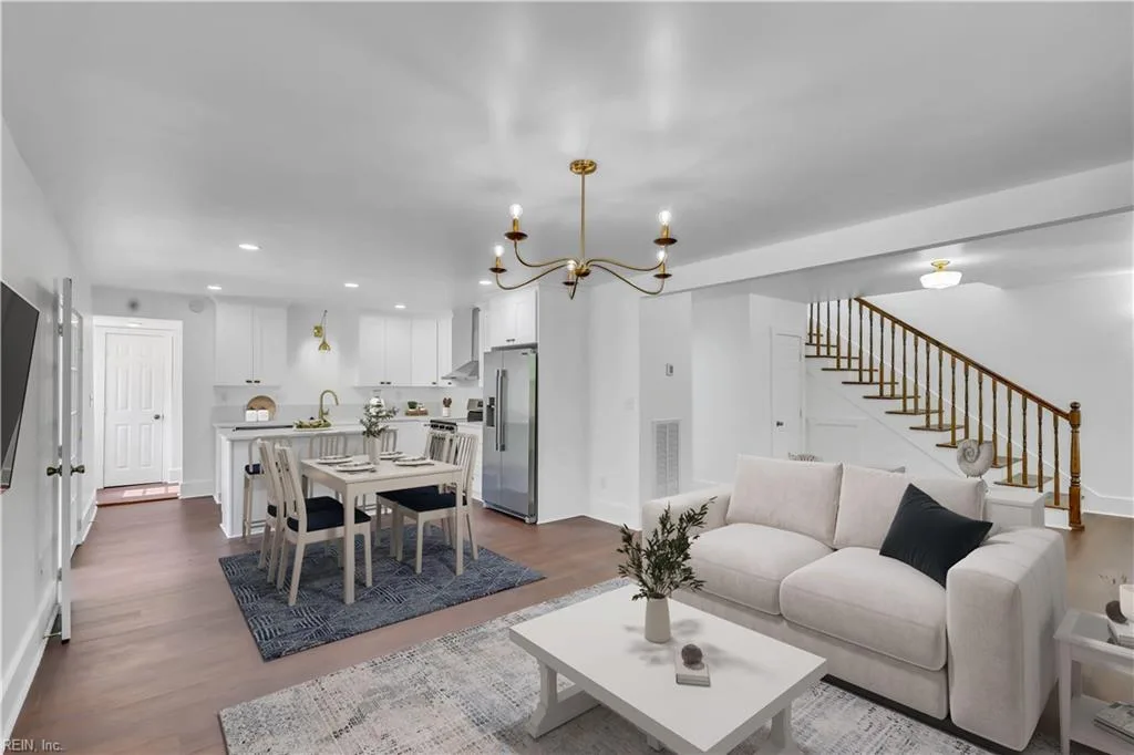 1531 Longwood DR, NORFOLK VA 23508 - Photo 2