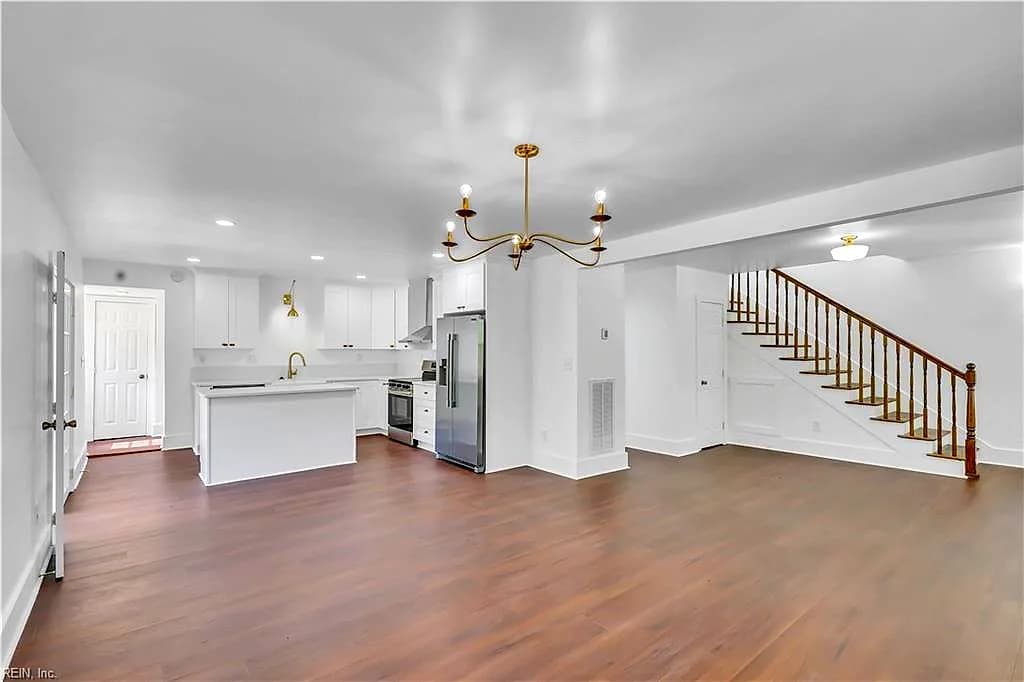 1531 Longwood DR, NORFOLK VA 23508 - Photo 4