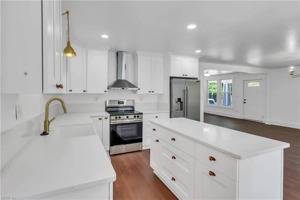 1531 Longwood DR, NORFOLK VA 23508 - Photo 5