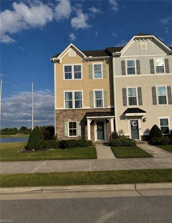 655 Mill Creek PW, CHESAPEAKE VA 23323