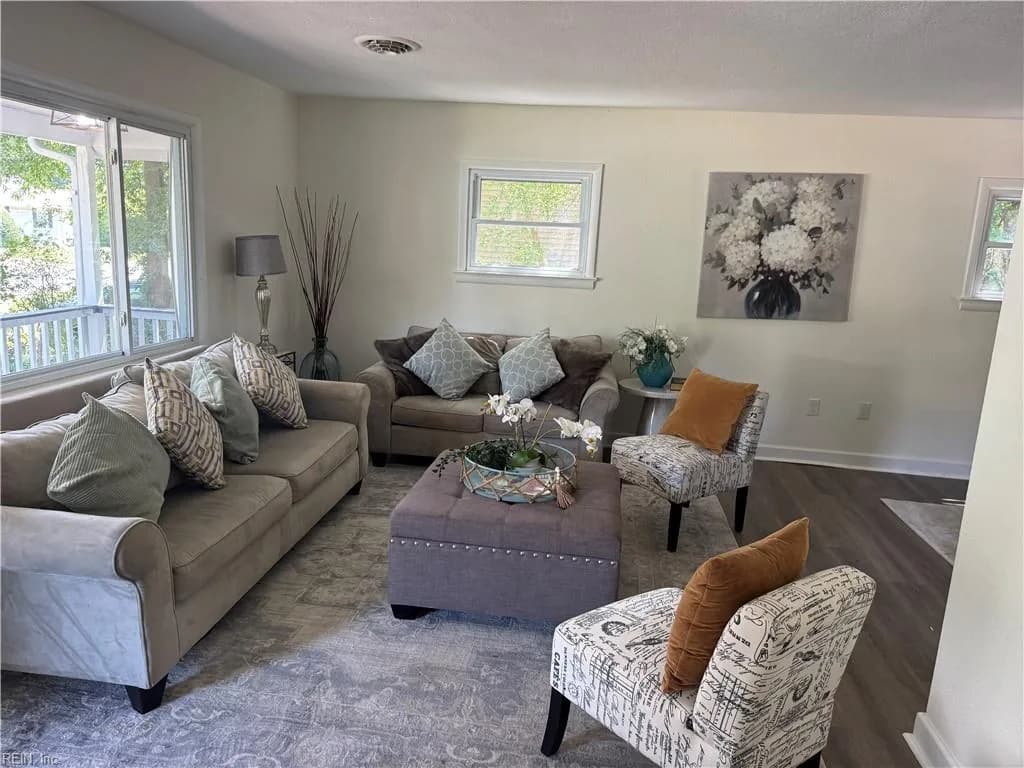 116 Woodhaven RD, NEWPORTNEWS VA 23608 - Photo 4