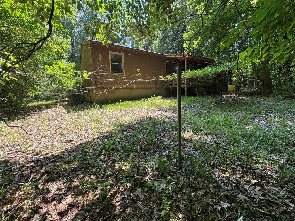 2805 Island RD, GLOUCESTER VA 23061 - Photo 5