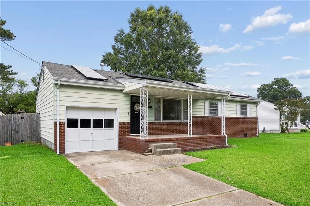 218 Mohican DR, PORTSMOUTH VA 23701 - Main photo
