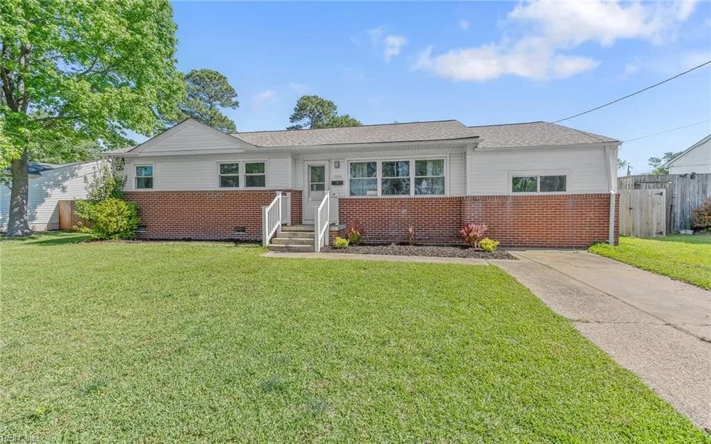 5556 Shadowwood DR, VIRGINIA BEACH VA 23455 - Photo 2