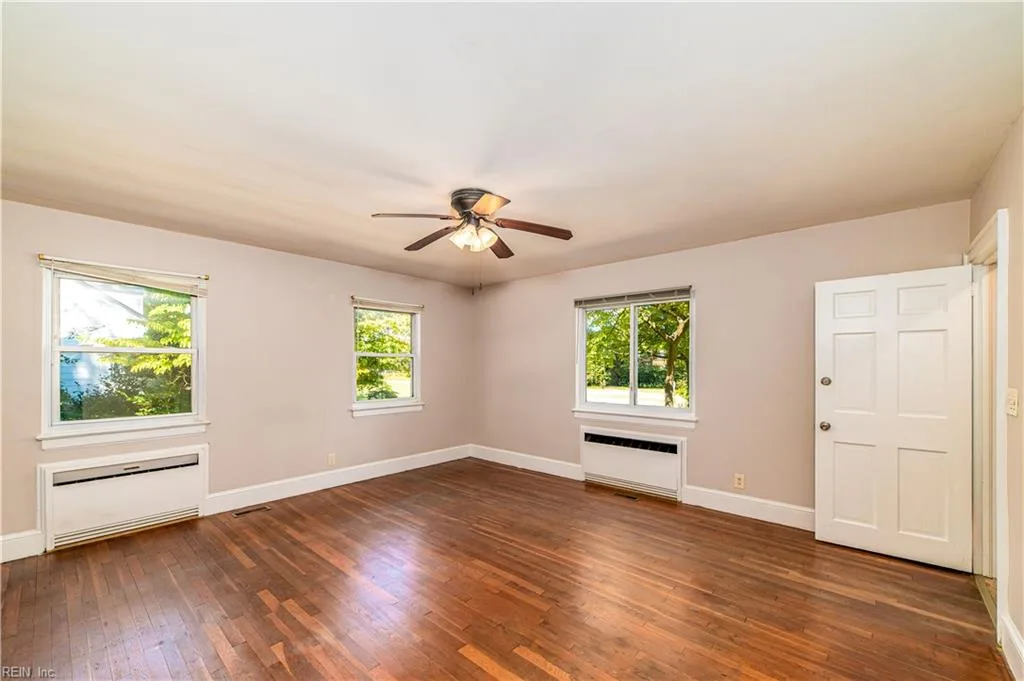 3117 Sterling Point DR #A, PORTSMOUTH VA 23703 - Photo 4
