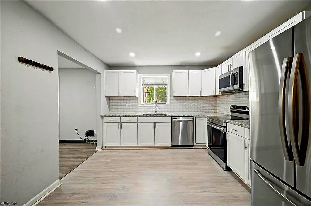 819 19th Pl NONE, NEWPORT NEWS VA 23607