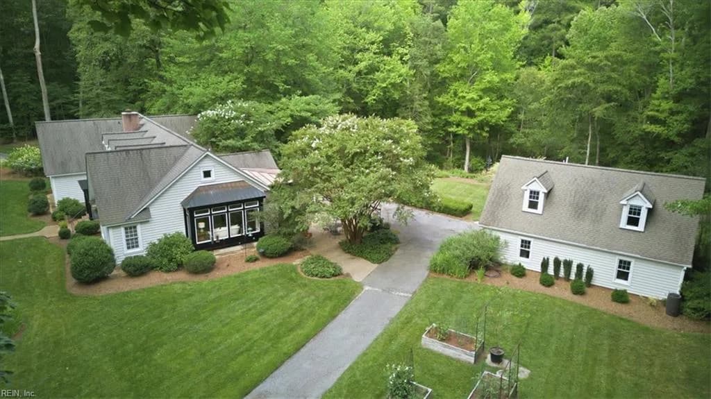 13370 Col Hogan LN, CARROLLTON VA 23314 - Photo 3
