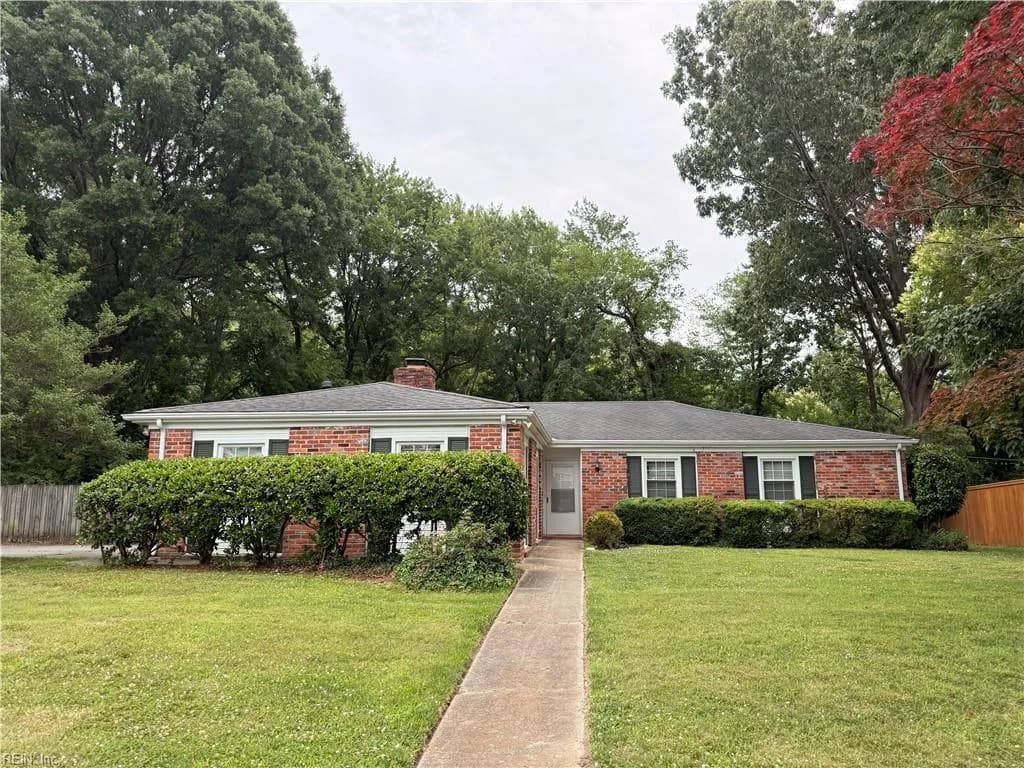 804 Duke Of Suffolk DR, VIRGINIABEACH VA 23454 - Photo 3