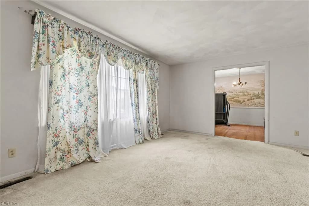 404 Redbrick DR, CHESAPEAKE VA 23325 - Photo 5