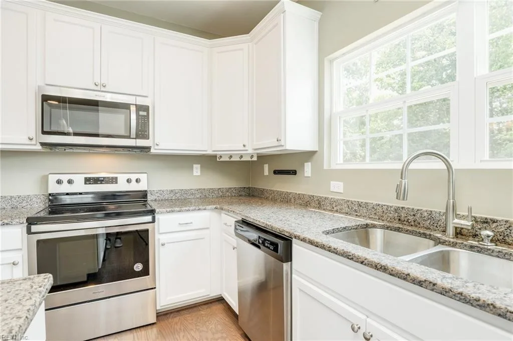 901 13th ST, VIRGINIABEACH VA 23451 - Photo 4