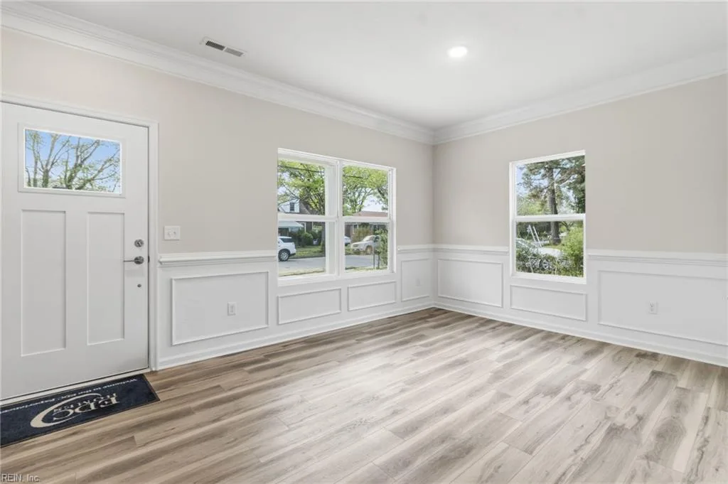 610 Burksdale RD, NORFOLK VA 23505 - Photo 4