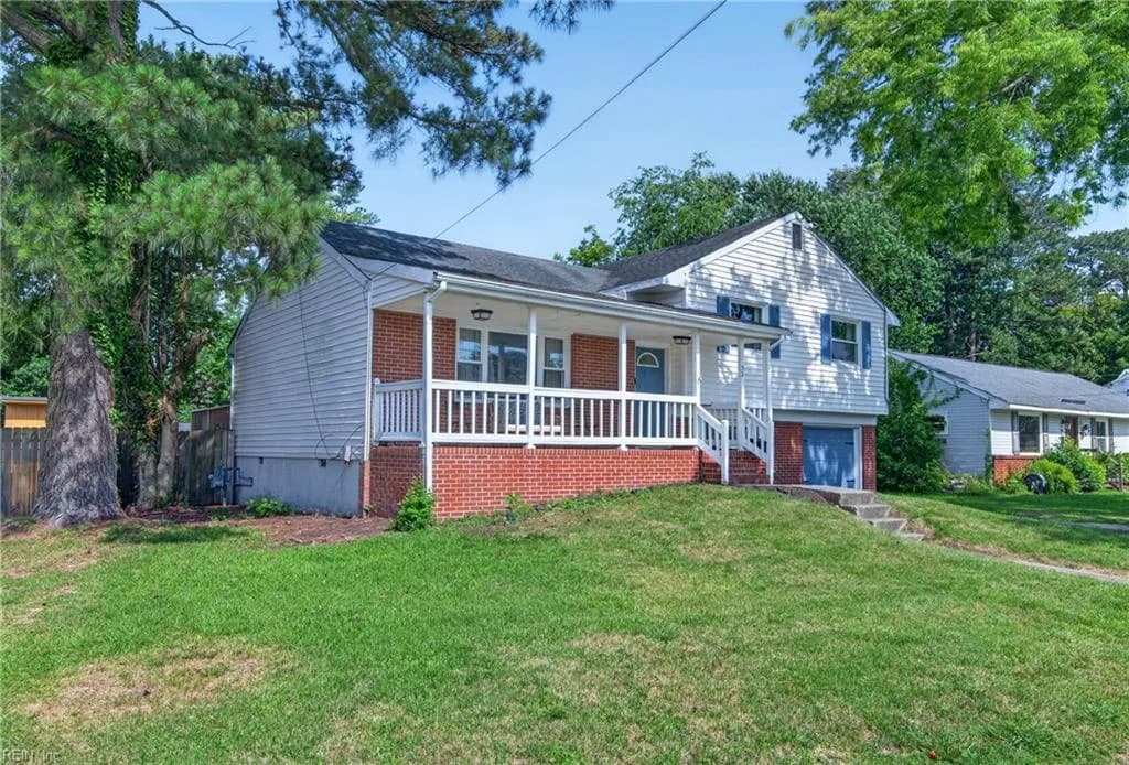 32 Lancaster TER, HAMPTON VA 23666 - Photo 2