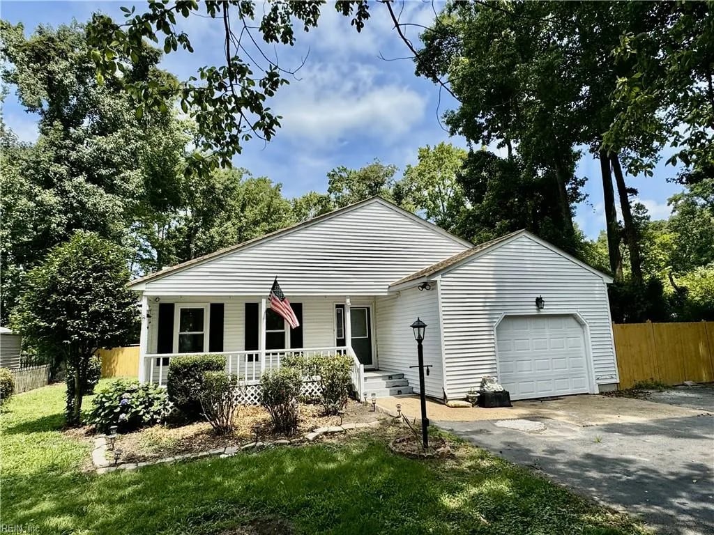 2112 MUNDEN POINT RD, VIRGINIABEACH VA 23457