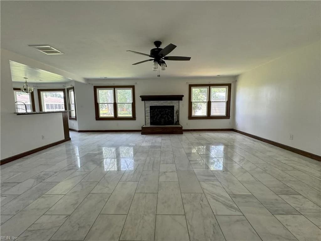 2112 MUNDEN POINT RD, VIRGINIABEACH VA 23457 - Photo 5