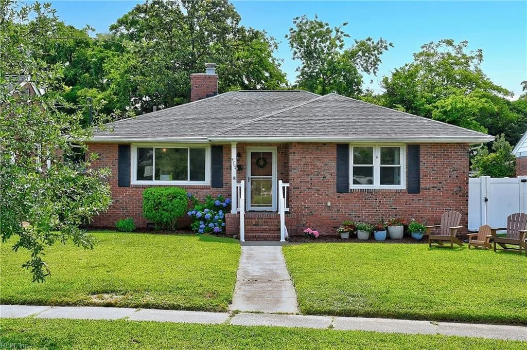 4704 Mayflower RD, NORFOLK VA 23508 - Main photo